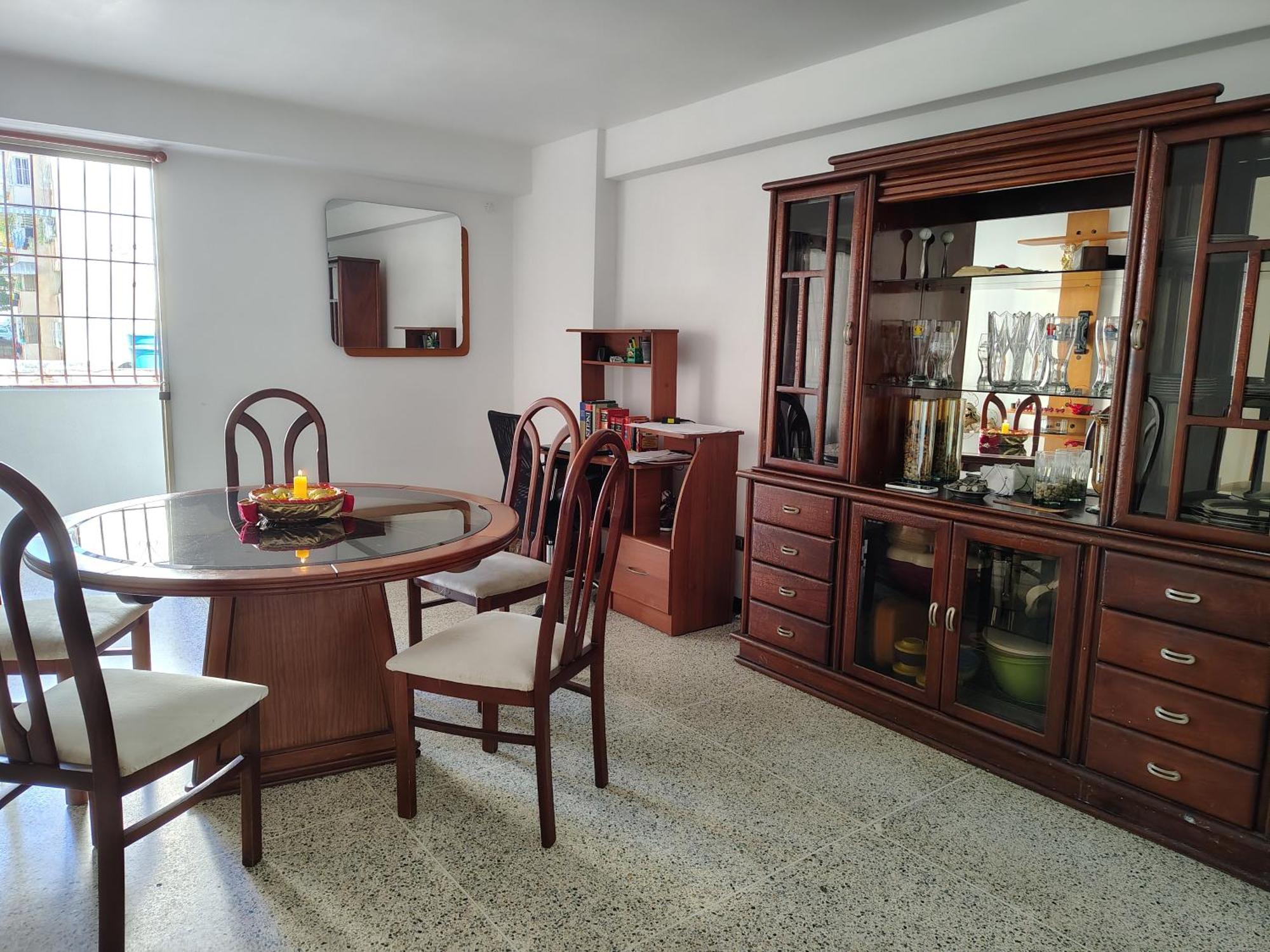Campsite Amoblada Con Bano Compartido *